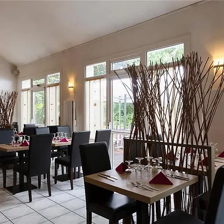 Ogangers Sud Bagatelle فندق Les Ponts-de-Cé